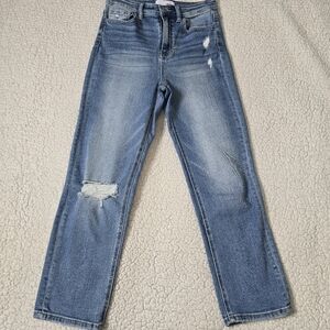Vervet Straight Leg Cropped Distressed Jeans Size. 26